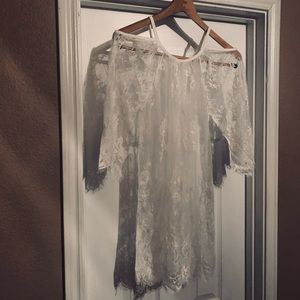 Lace open shoulder bathing suit cover up 🏝